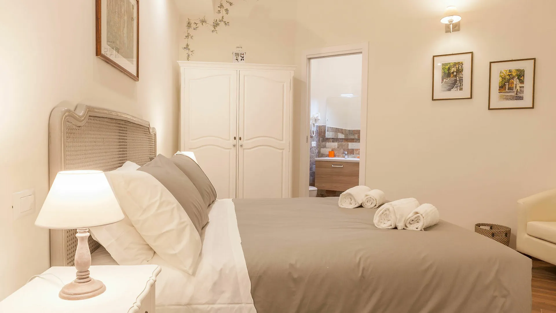 Donna Margherita Rome Suite & Rooms