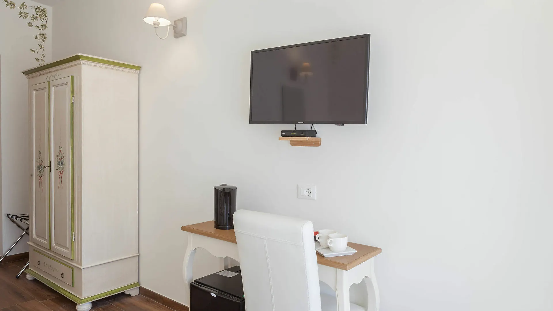 Donna Margherita Rome Suite & Rooms