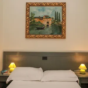 Zodiacus Apartahotel Bari