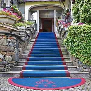 albergo-ristorante-conca-azzurra.it-lombardy.com/