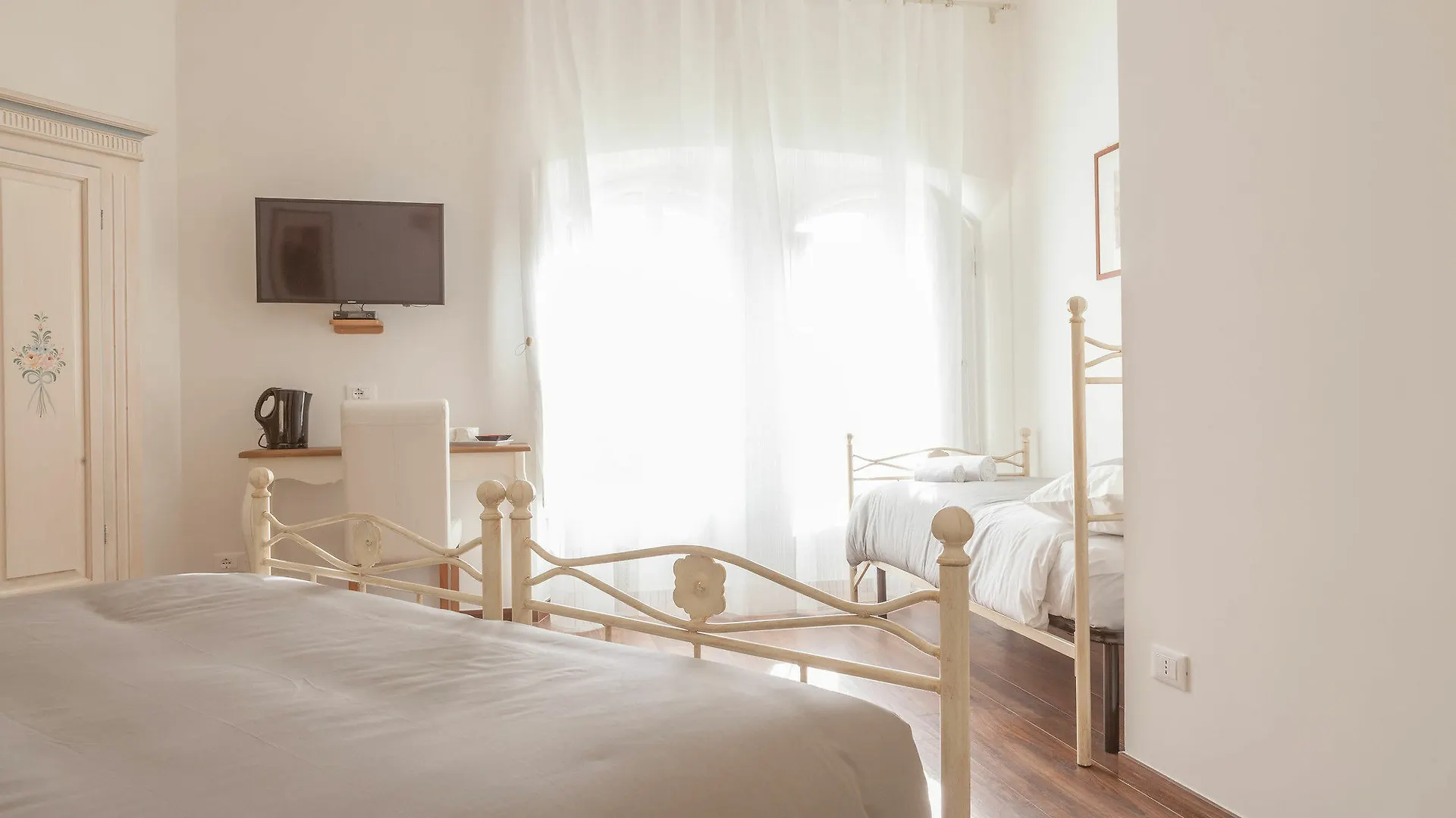 Donna Margherita Rome Suite & Rooms